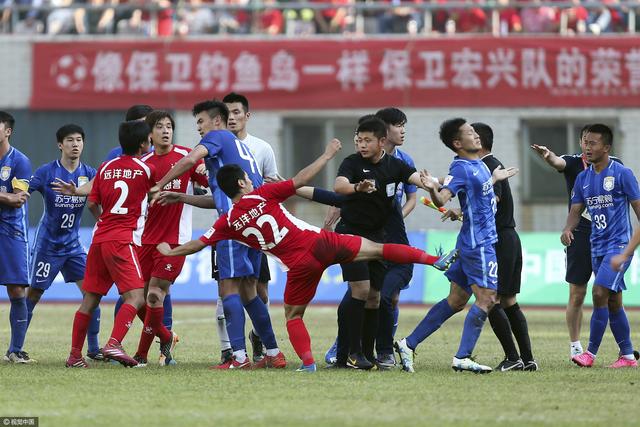 不死贱母狗虐打全文免费阅读